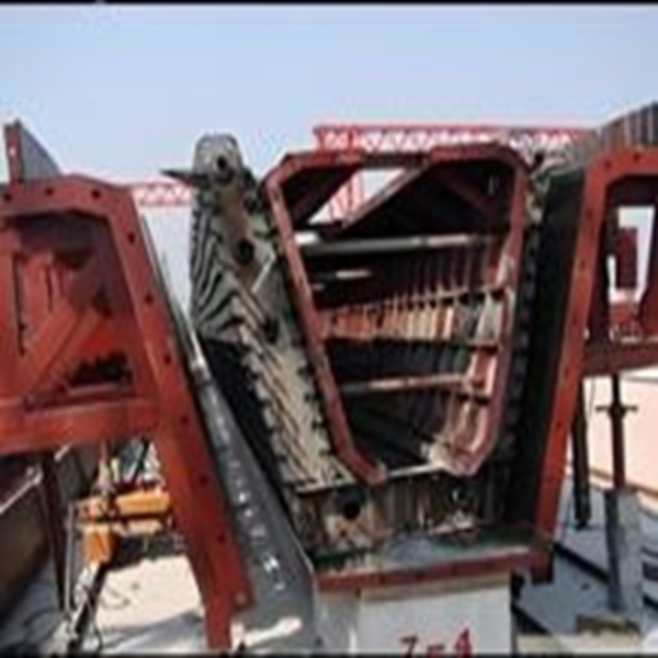 Box girder steel formwork