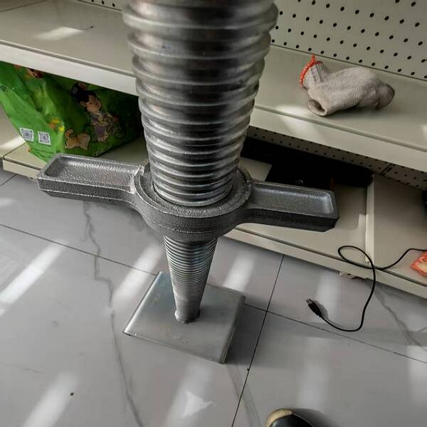 Adjustable Base Jack